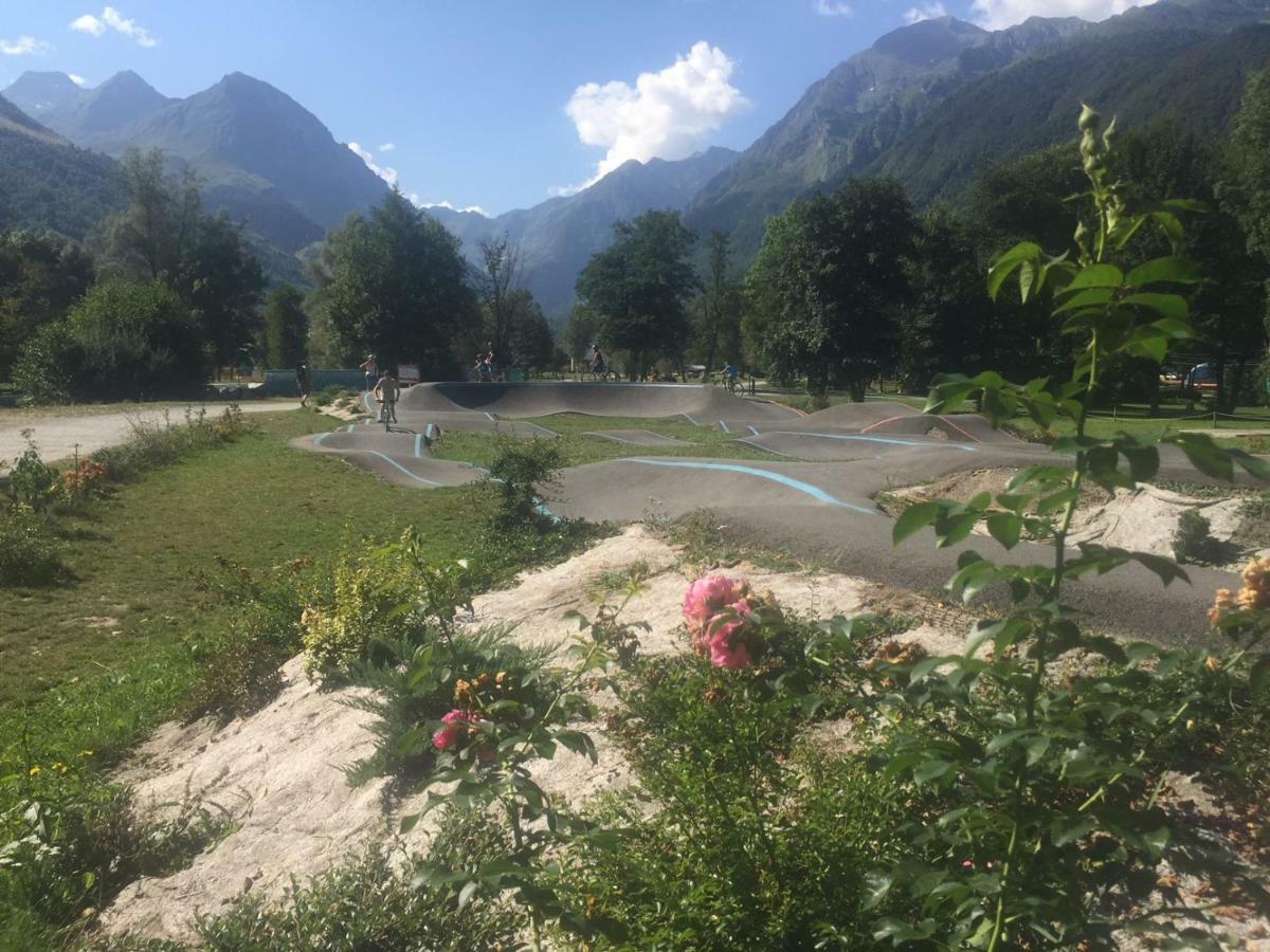 Appartement 2 Personnes Cures Ski Luchon Bagneres-de-Luchon Екстер'єр фото